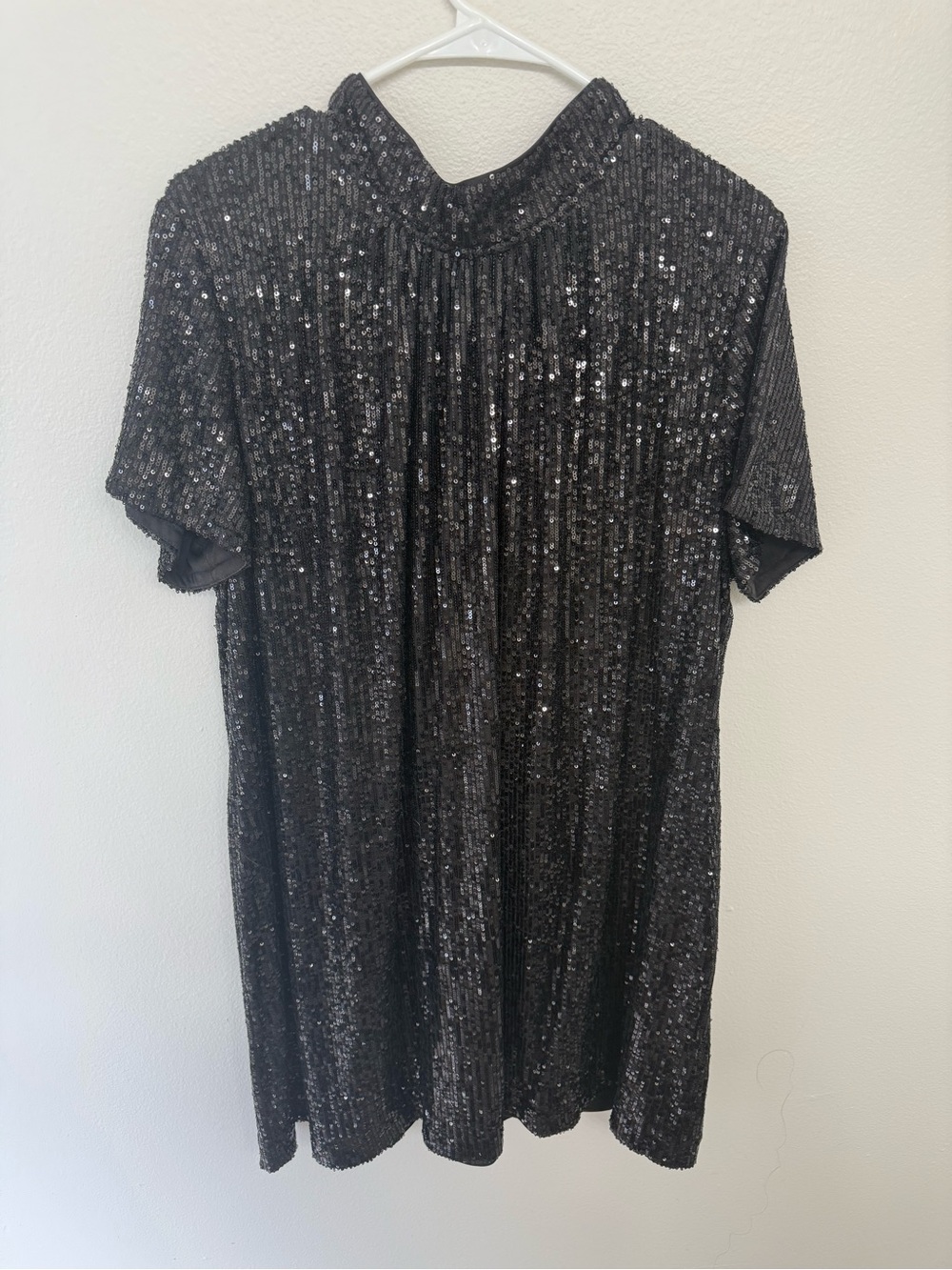 Black Sequin Short-Sleeve Party Dress